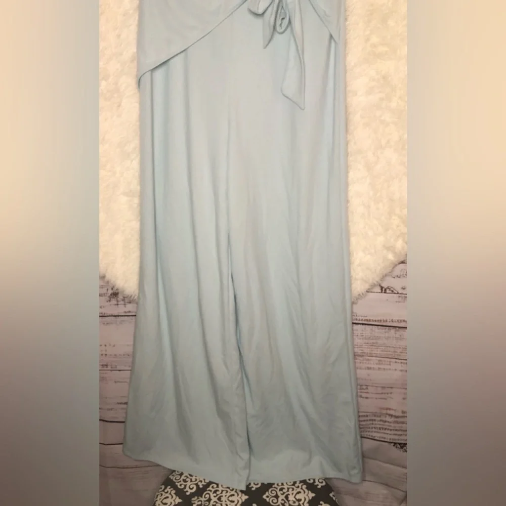 VENUS Light Powder Blue Aqua Sleeveless Jumpsuit sizes Large and XL NWOT